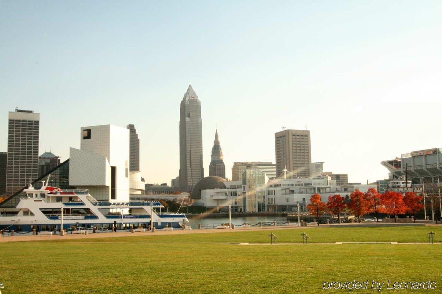 Hampton Inn Cleveland-Downtown Екстер'єр фото