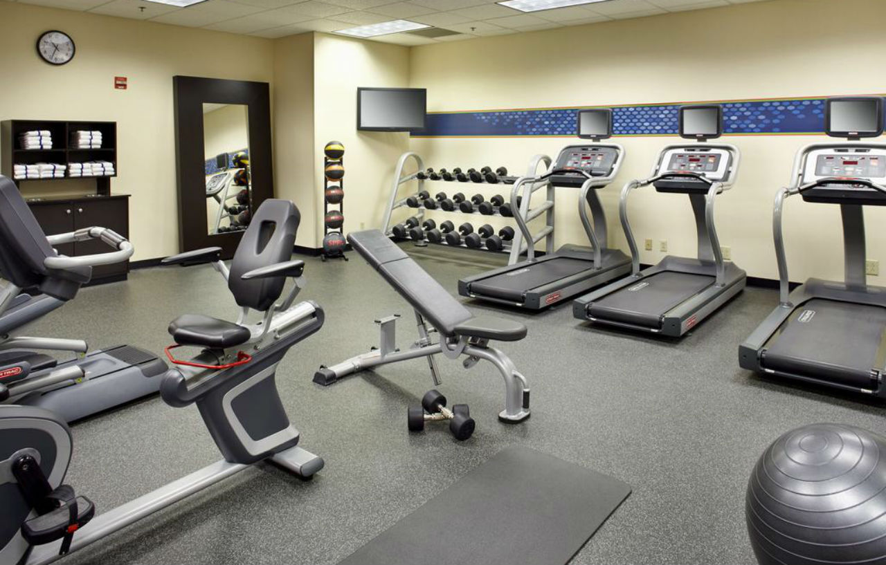 Hampton Inn Cleveland-Downtown Екстер'єр фото